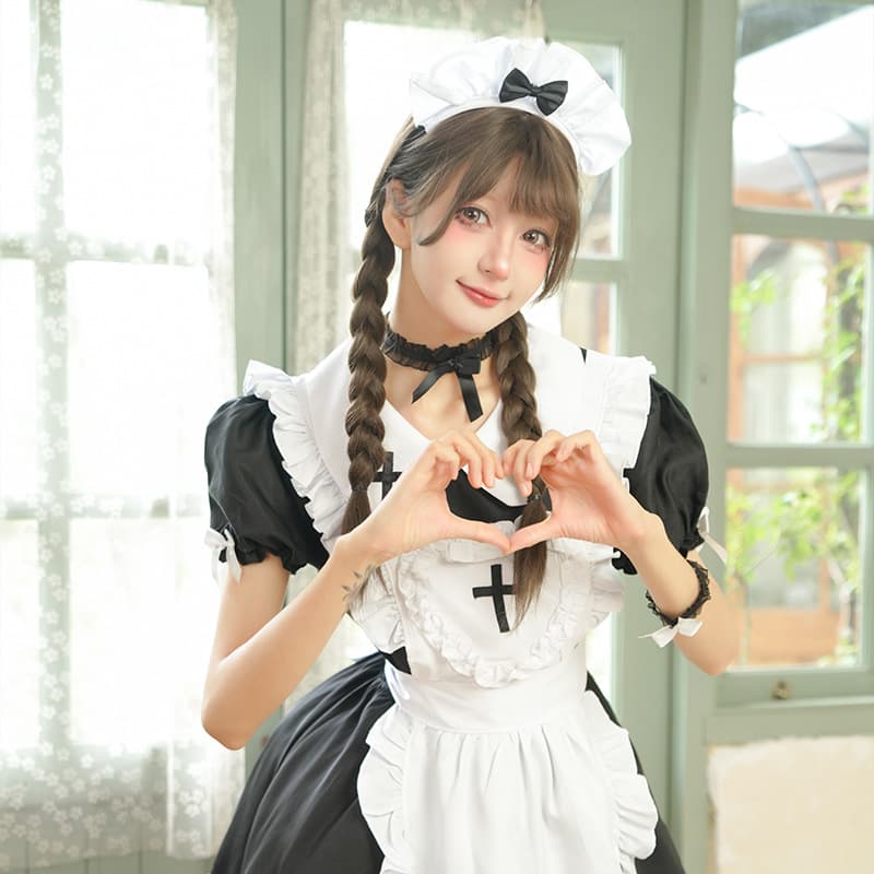 ゴシック調フリルメイド服 十字架デザイン