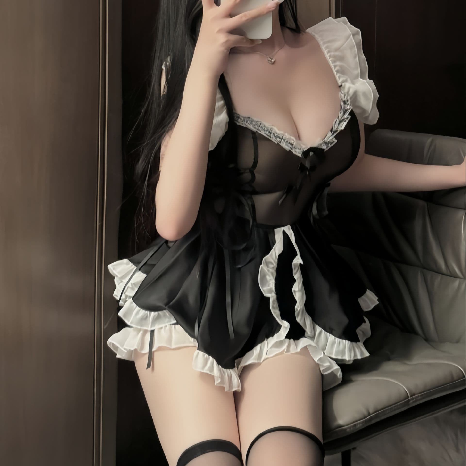 センシュアルなメイド服上品レース