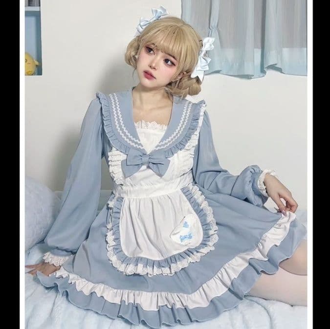 メイド服 優雅な襟元フリル付き長袖メイド服セット