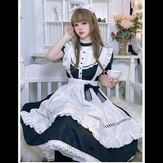 メイド服 宮廷風パフスリーブ付きクラシカルメイド服