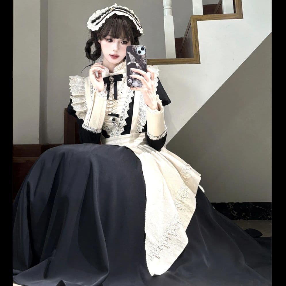 メイド服 華麗なる宮廷風フリル付きロングドレスメイド服