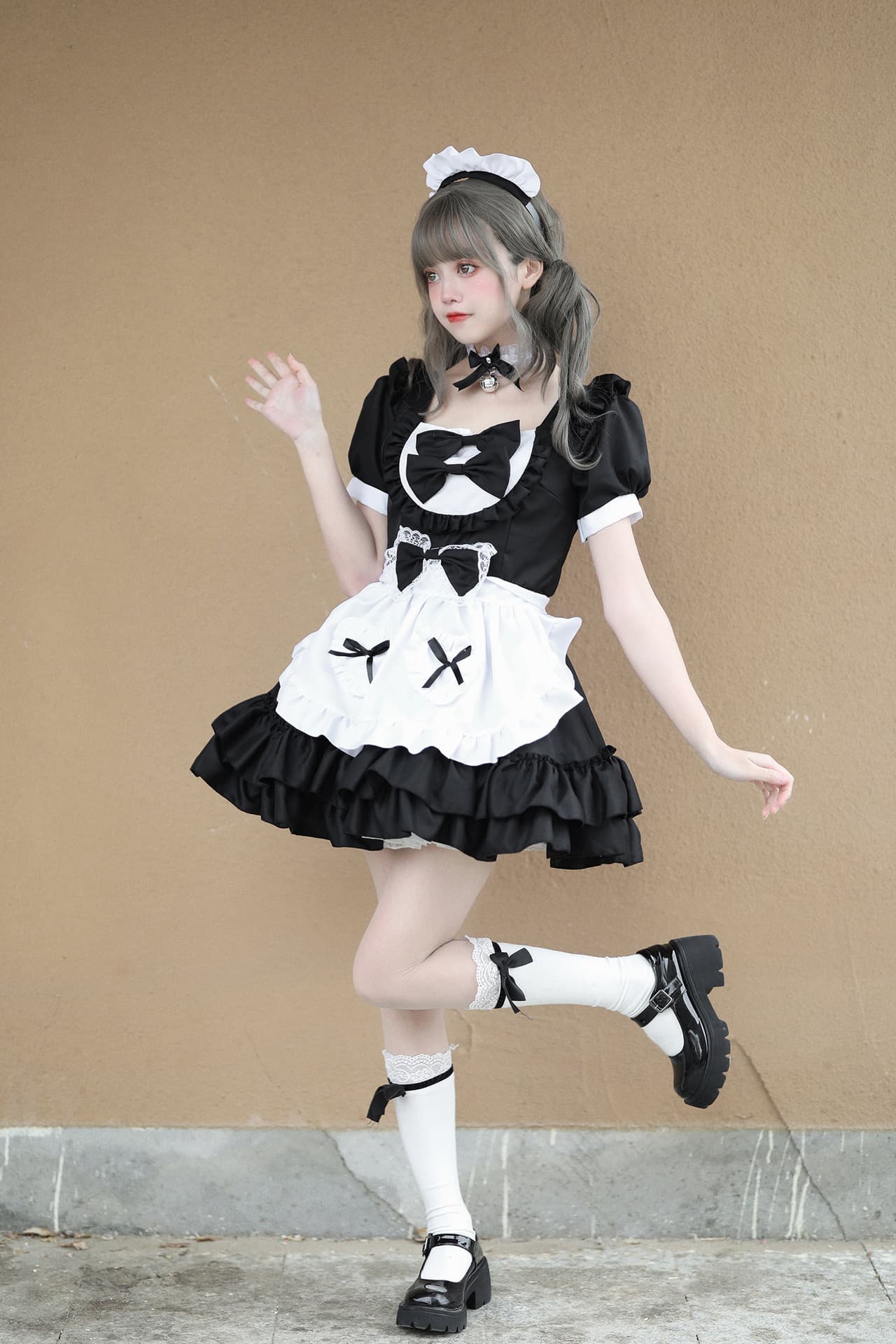 姫系フリルメイド服 胸リボンワンピース