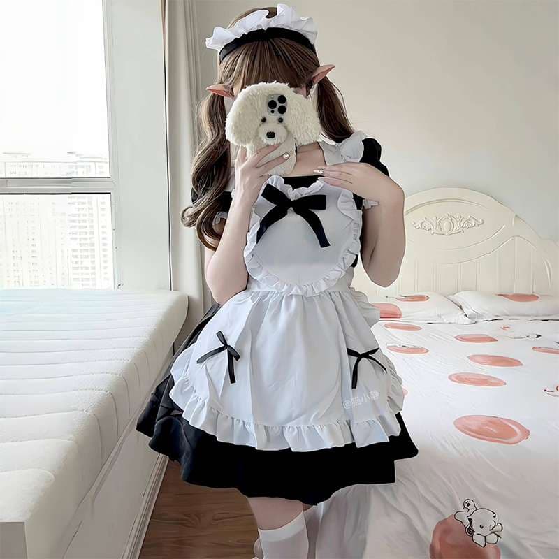 フリルたっぷりメイド服セット