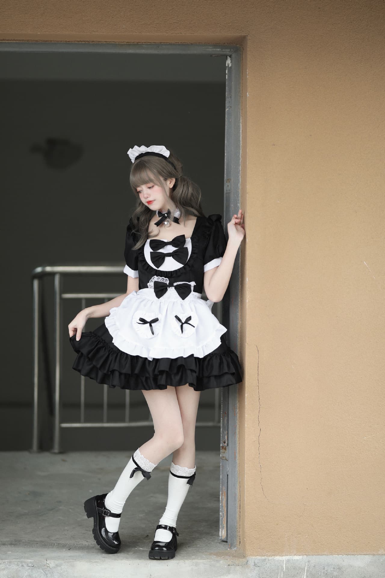 姫系フリルメイド服 胸リボンワンピース