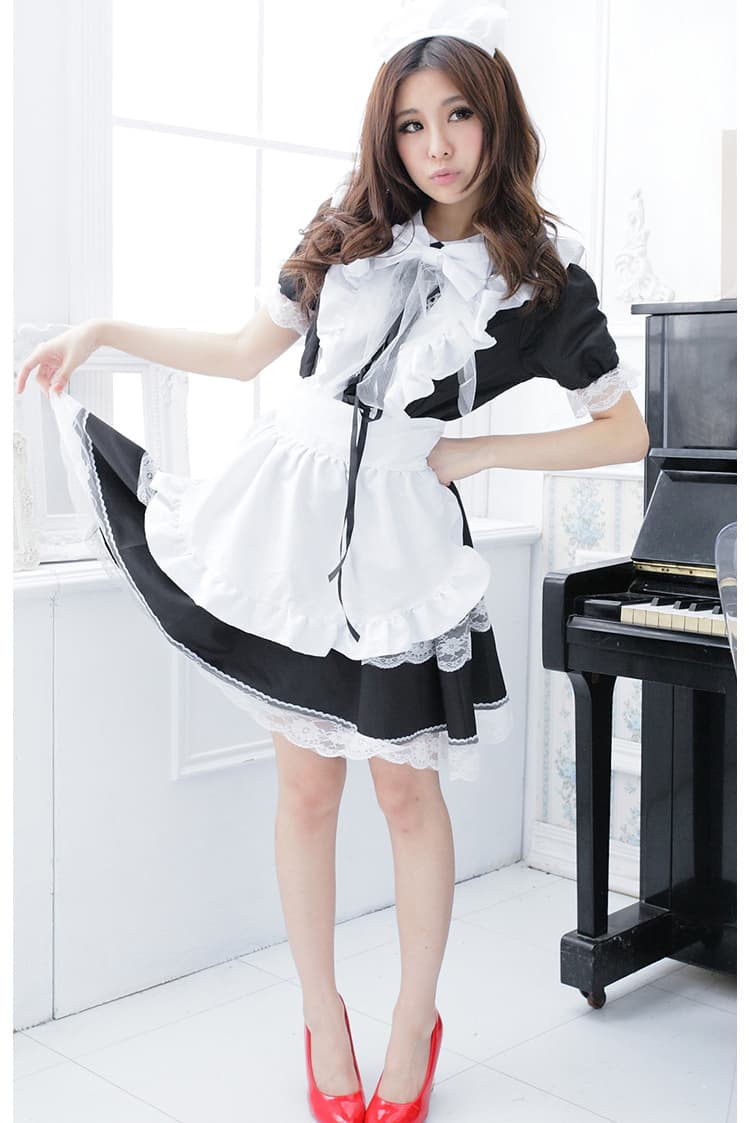 フレンチ風フロント編み上げメイド服 黒白レース衣装