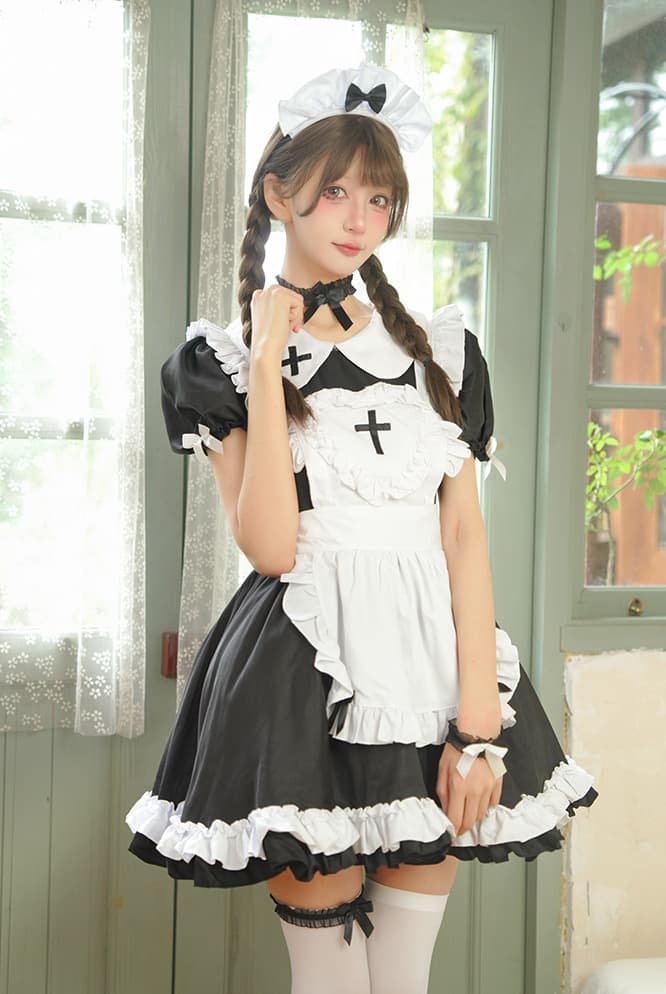 ゴシック調フリルメイド服 十字架デザイン
