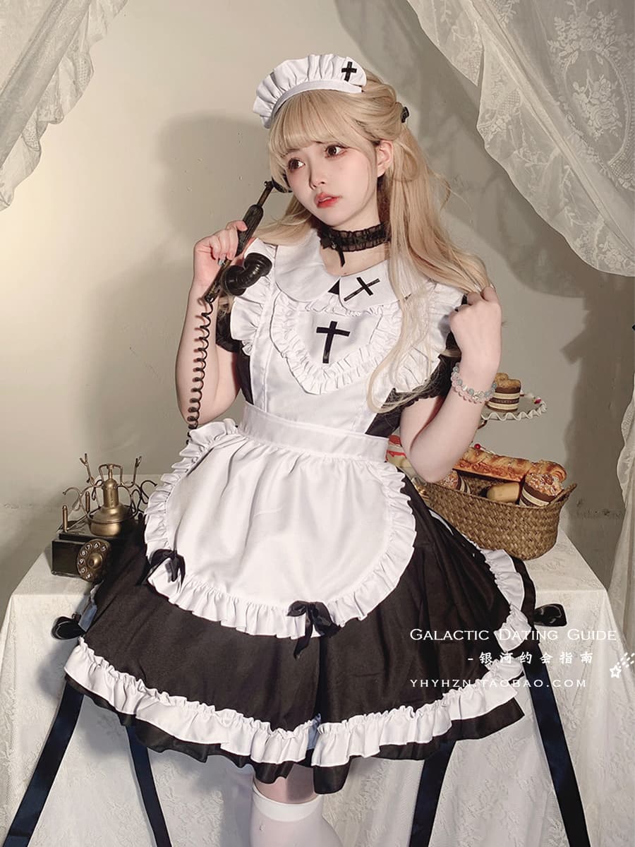 メイド服 十字架刺繍フリル襟クラシカルメイド服