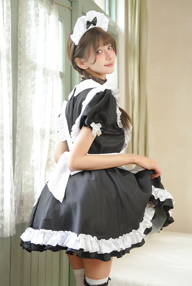 ゴシック調フリルメイド服 十字架デザイン