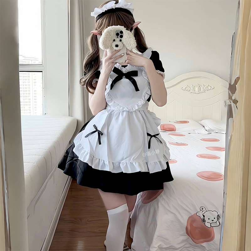 フリルたっぷりメイド服セット