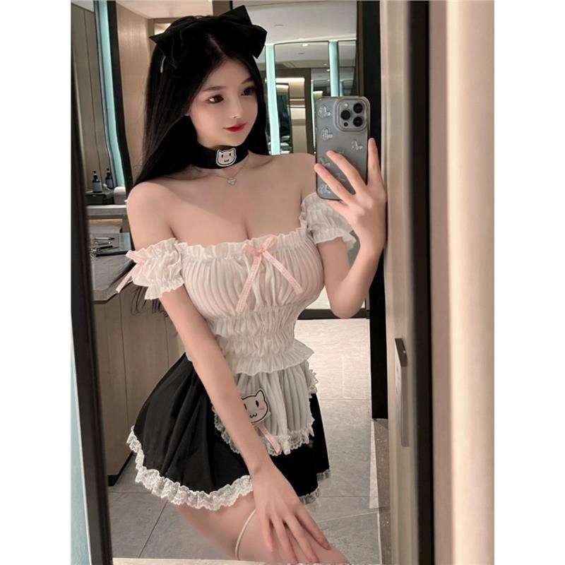 猫モチーフのフリルメイド服