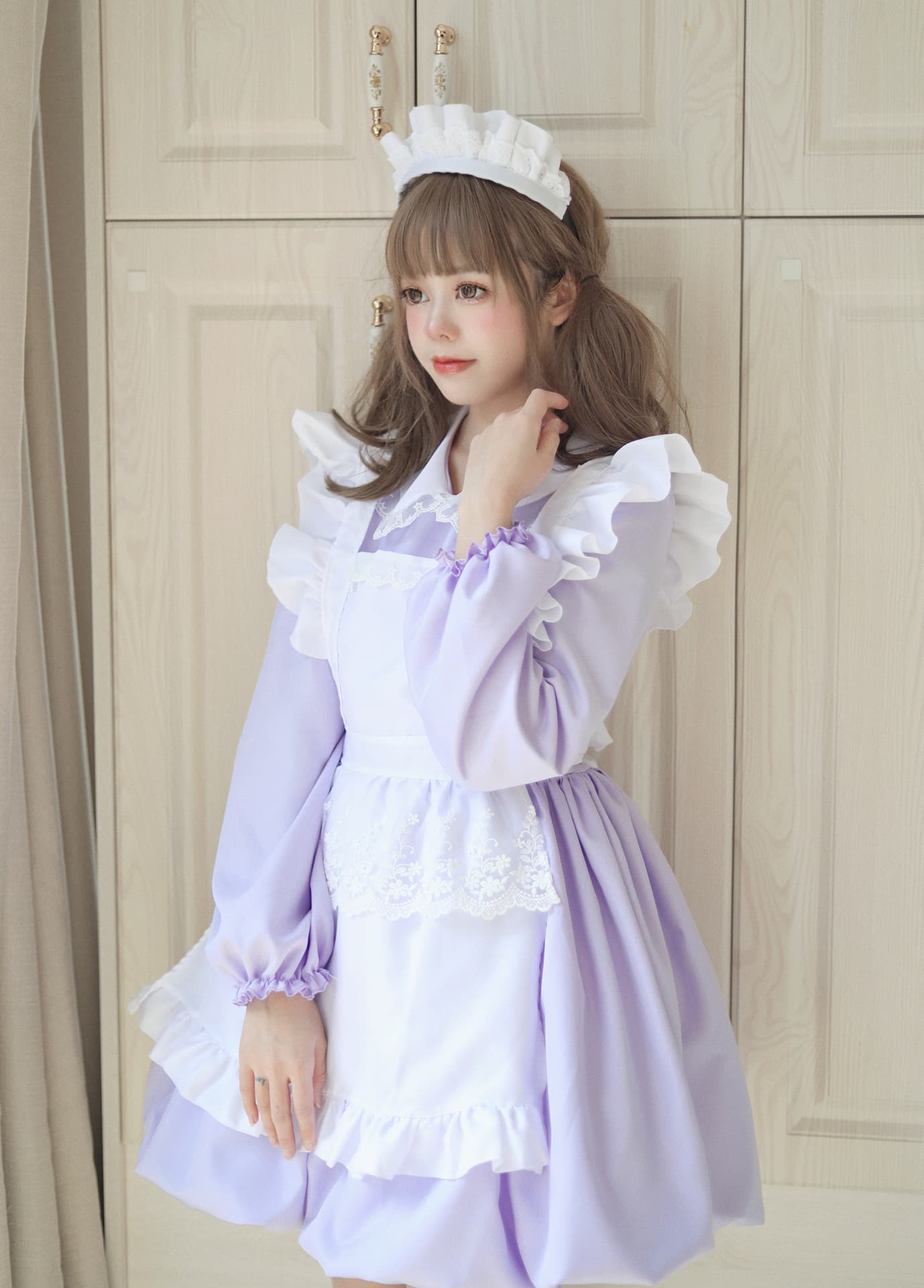 優美なフリルメイド服