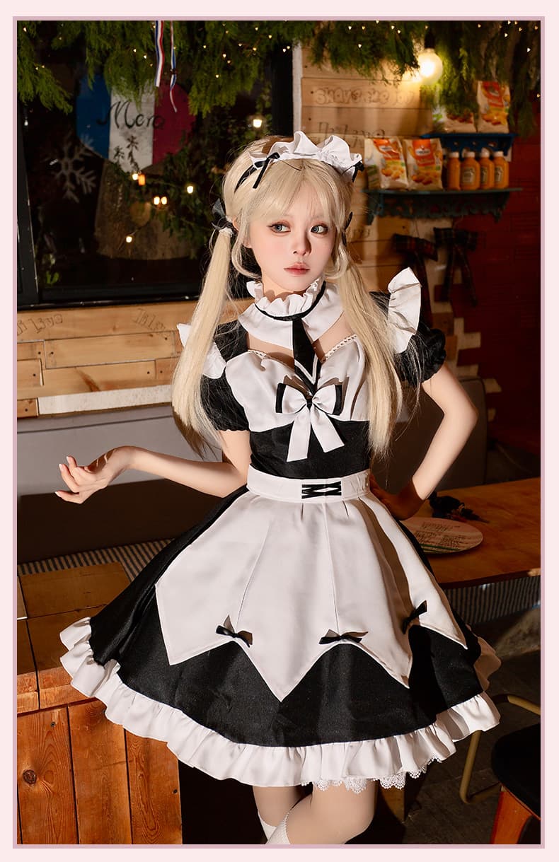 清楚な双色メイド服ワンピース