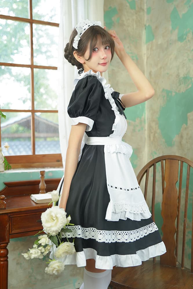 フリル付きメイド服 プリンセスライン　クラシカル