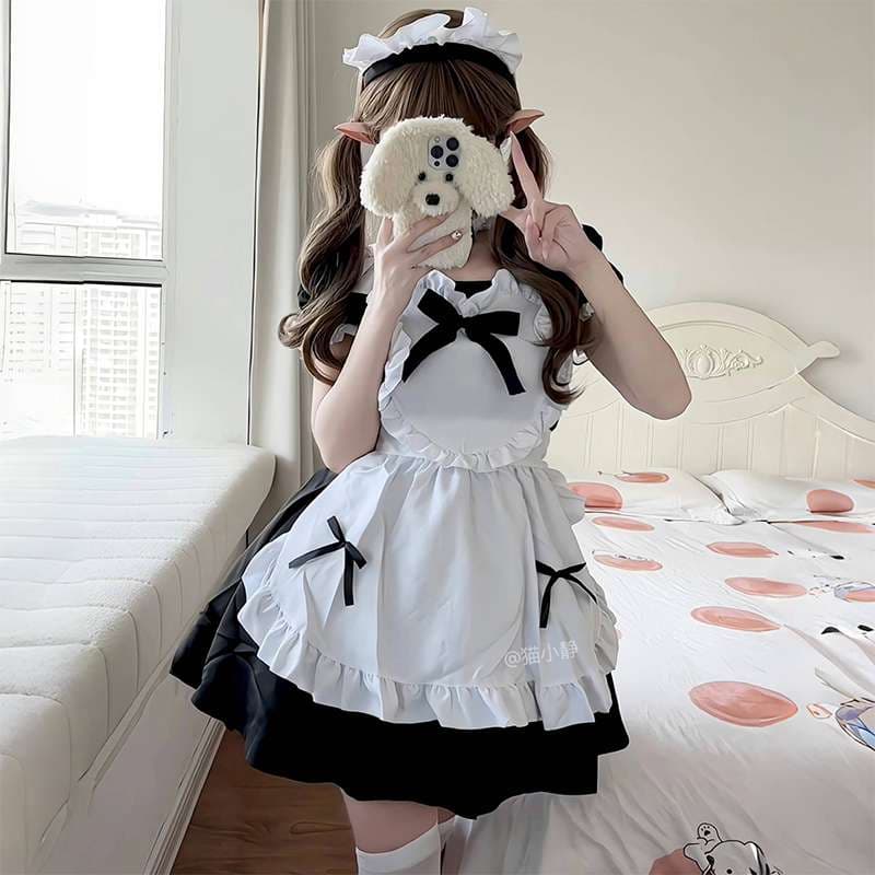 フリルたっぷりメイド服セット