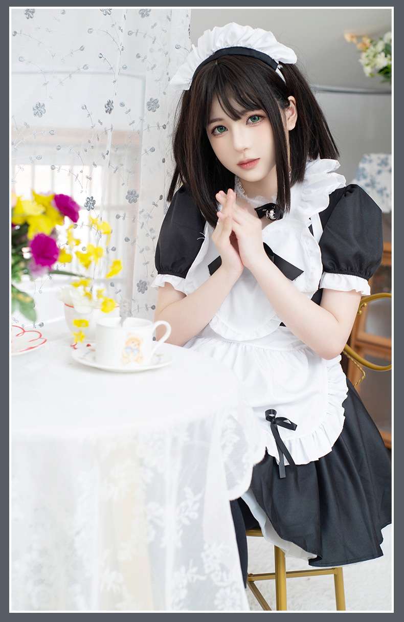 レトロ風メイド服ワンピース