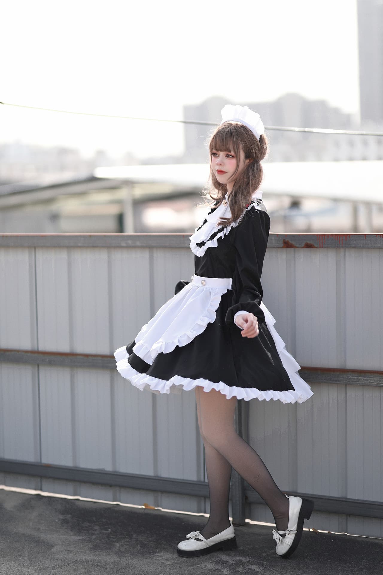 メイド服 ふんわりフリルメイドワンピース