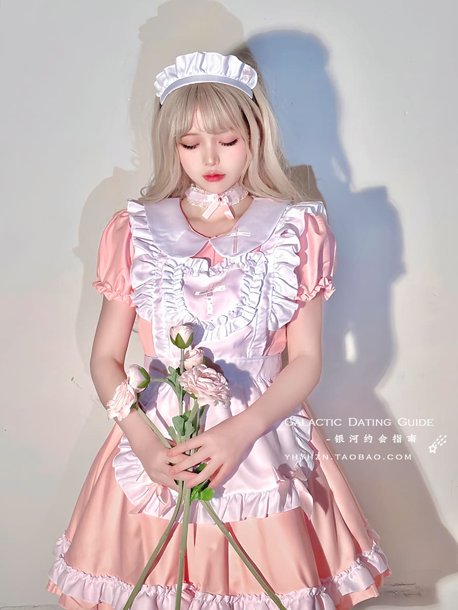 メイド服 十字架刺繍フリル襟クラシカルメイド服