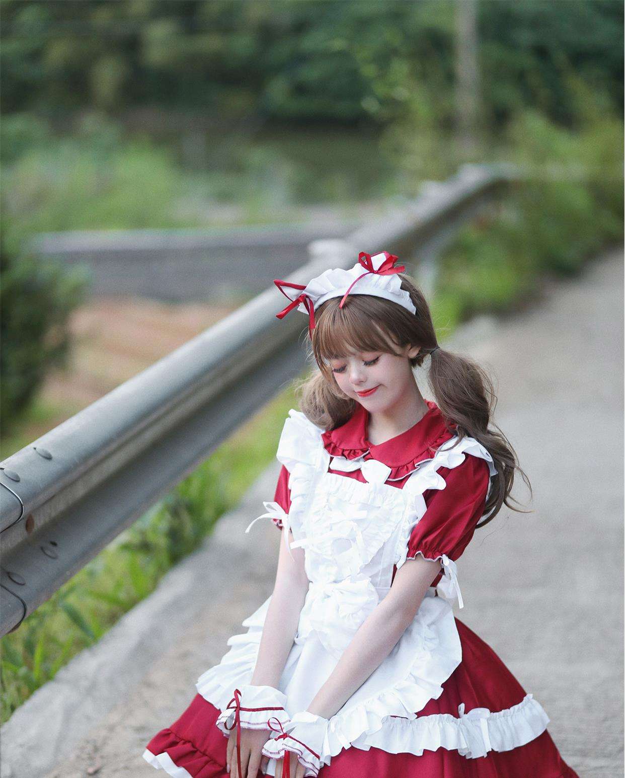 メイド服 フリルたっぷりメイド衣装