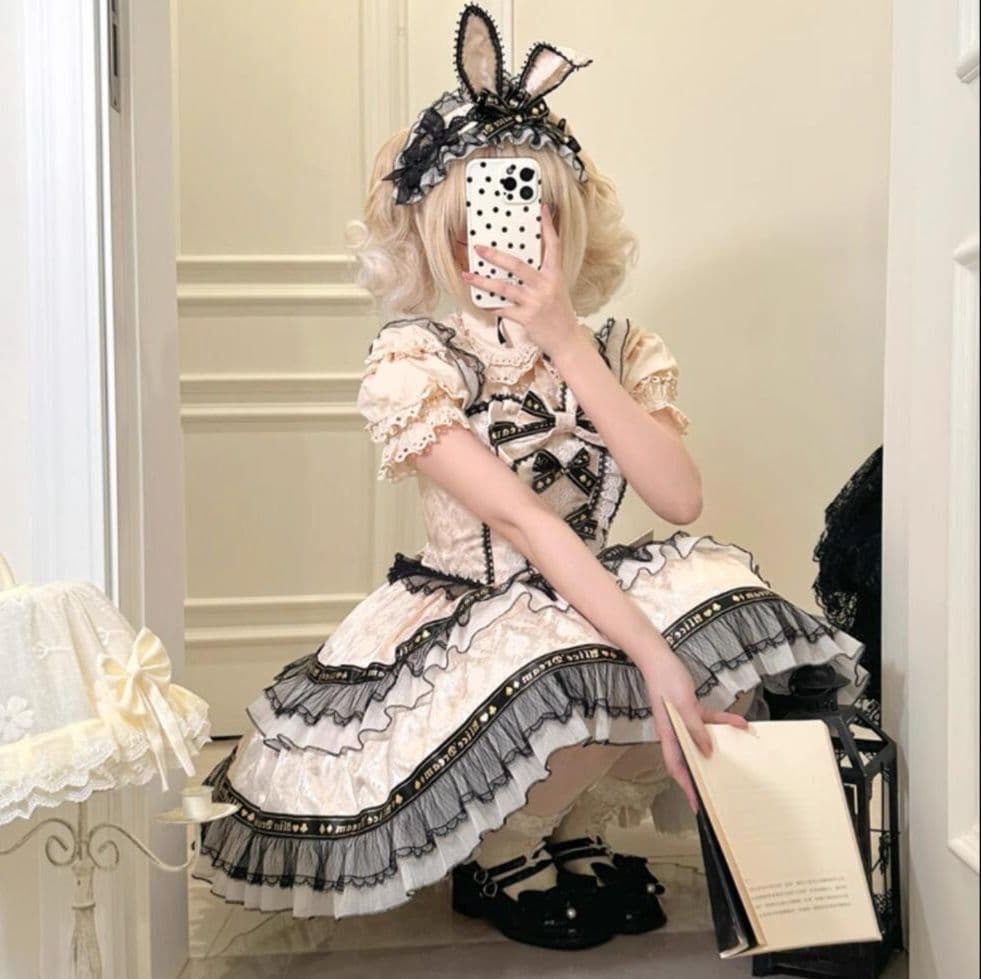 【新作】白×黒チェック リボン付き 豪華メイド服 衣装