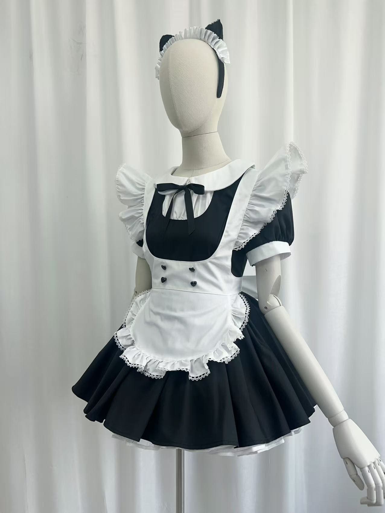 メイド服 丸襟リボン付きハート刺繍前掛けメイド服
