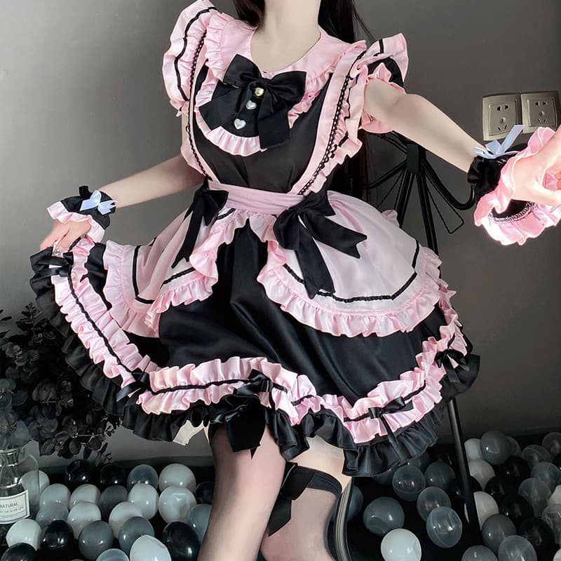 フリルたっぷりメイド服ドレス