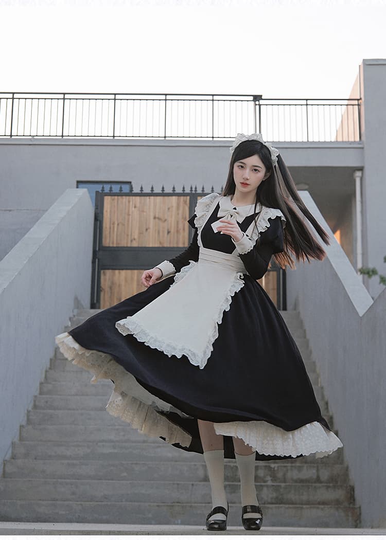 レース飾りメイド服ワンピース