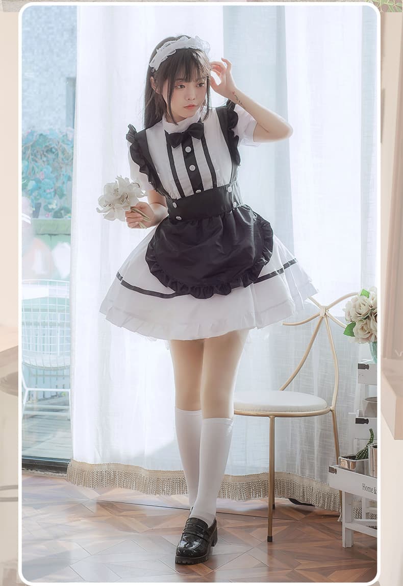 古典風フリル装飾メイド服
