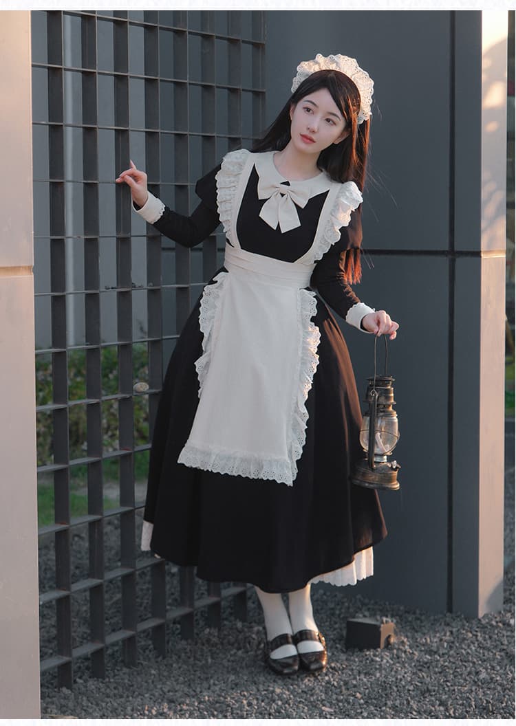 レース飾りメイド服ワンピース